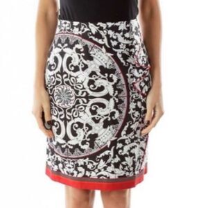🔹️WHBM Black, Cream, & Red Vine Scroll Print Silk Skirt Size 2